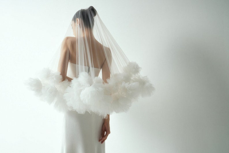 Tulle Fluffy Pom Pom Veil