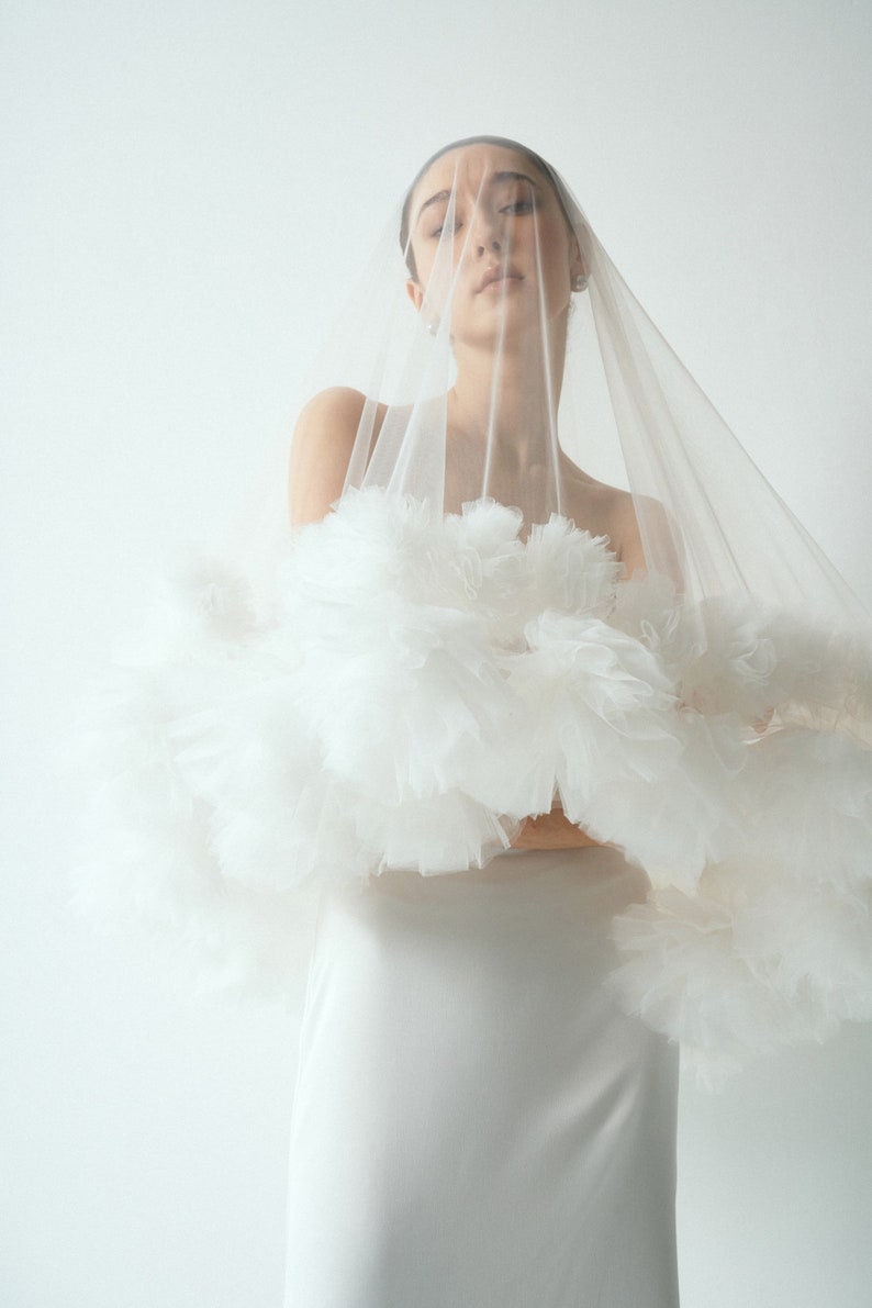 Tulle Fluffy Pom Pom Veil