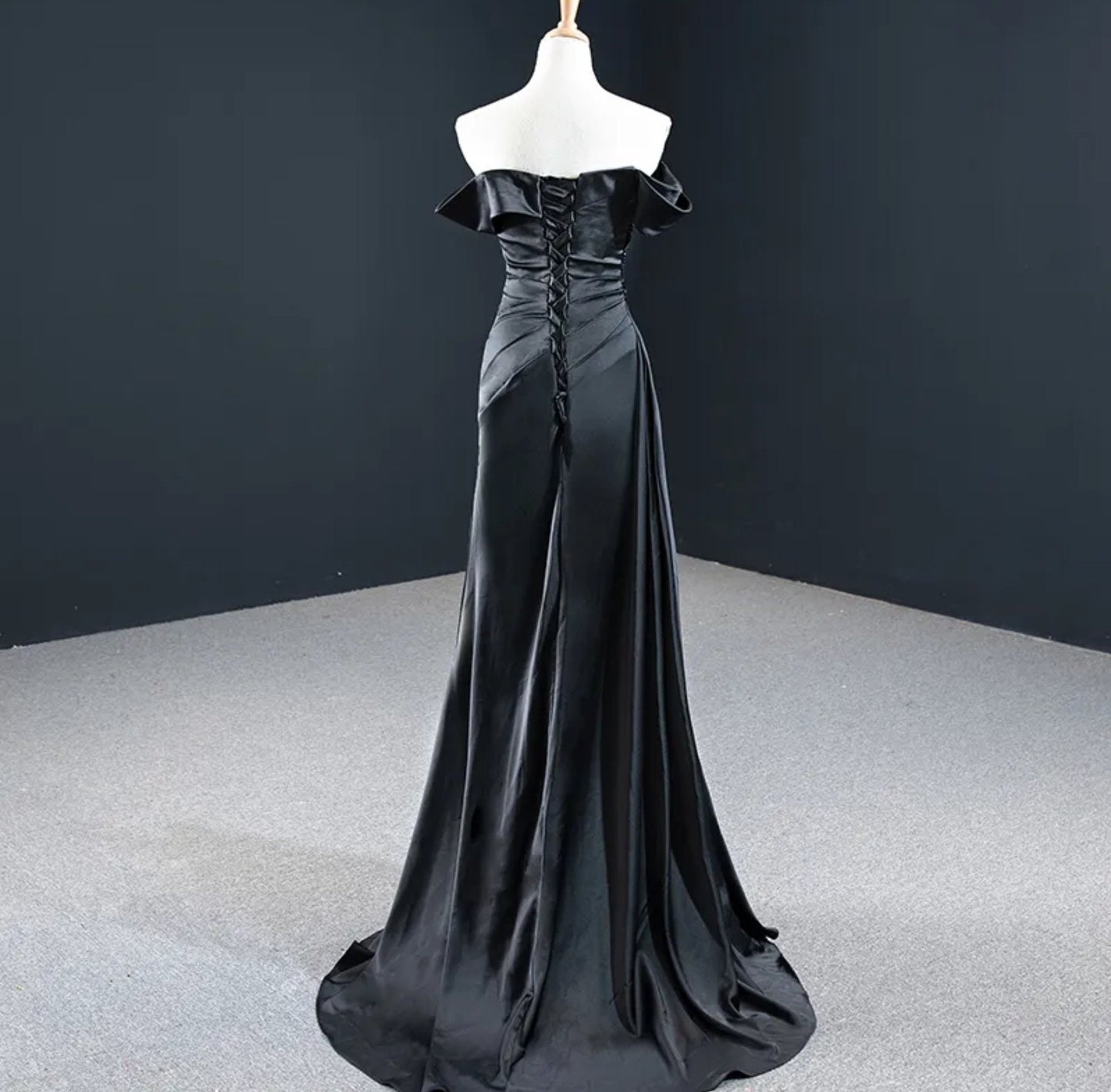 Sexy Pleated Crystal Beaded Off The Shoulder Thigh High Side Split Hem Special Occasion Mother Of The Bride Evening Gown & Detached Sleeves