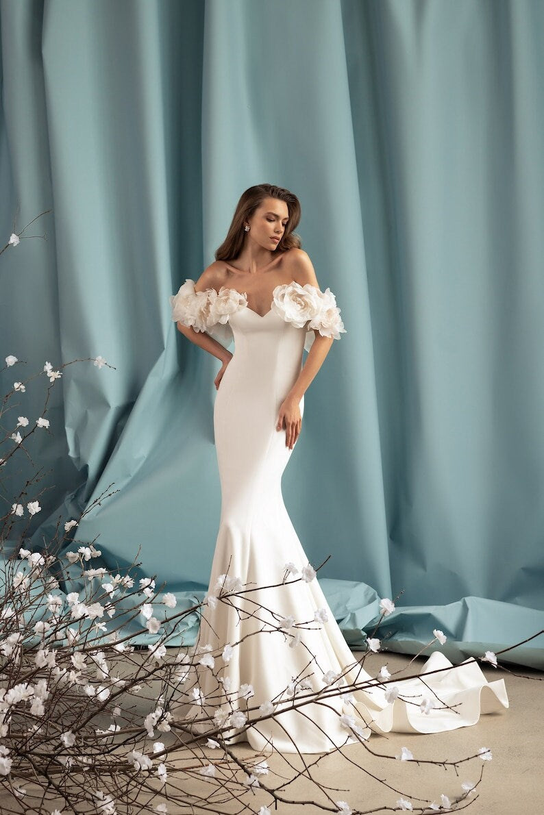 3D Floral Strap Draped Sweetheart Pleated Mermaid Gown