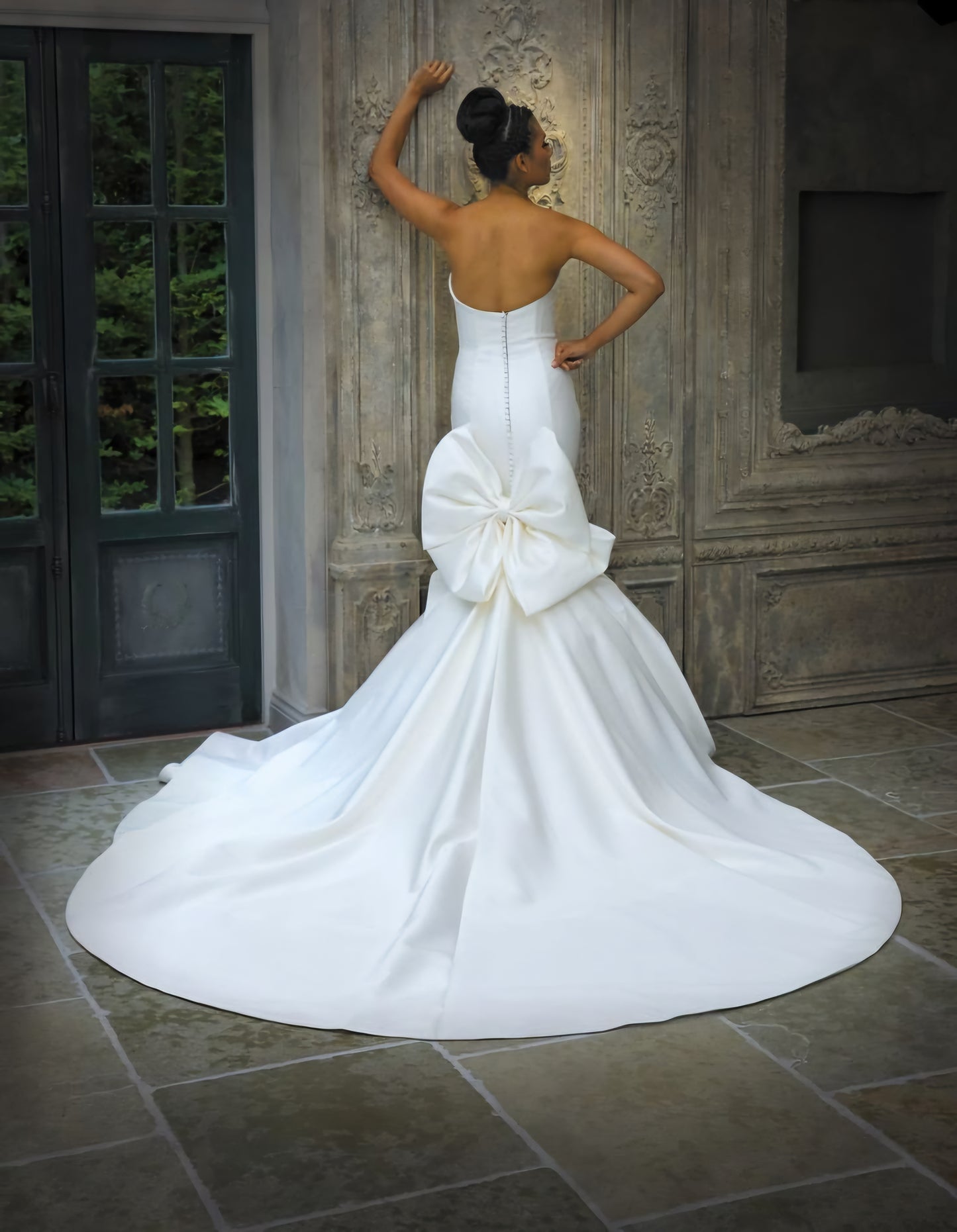 Crystal Beaded Sweetheart Trim Fit & Flare Pleated Fishtail Gown With Large Back Bow Knot Train Detail