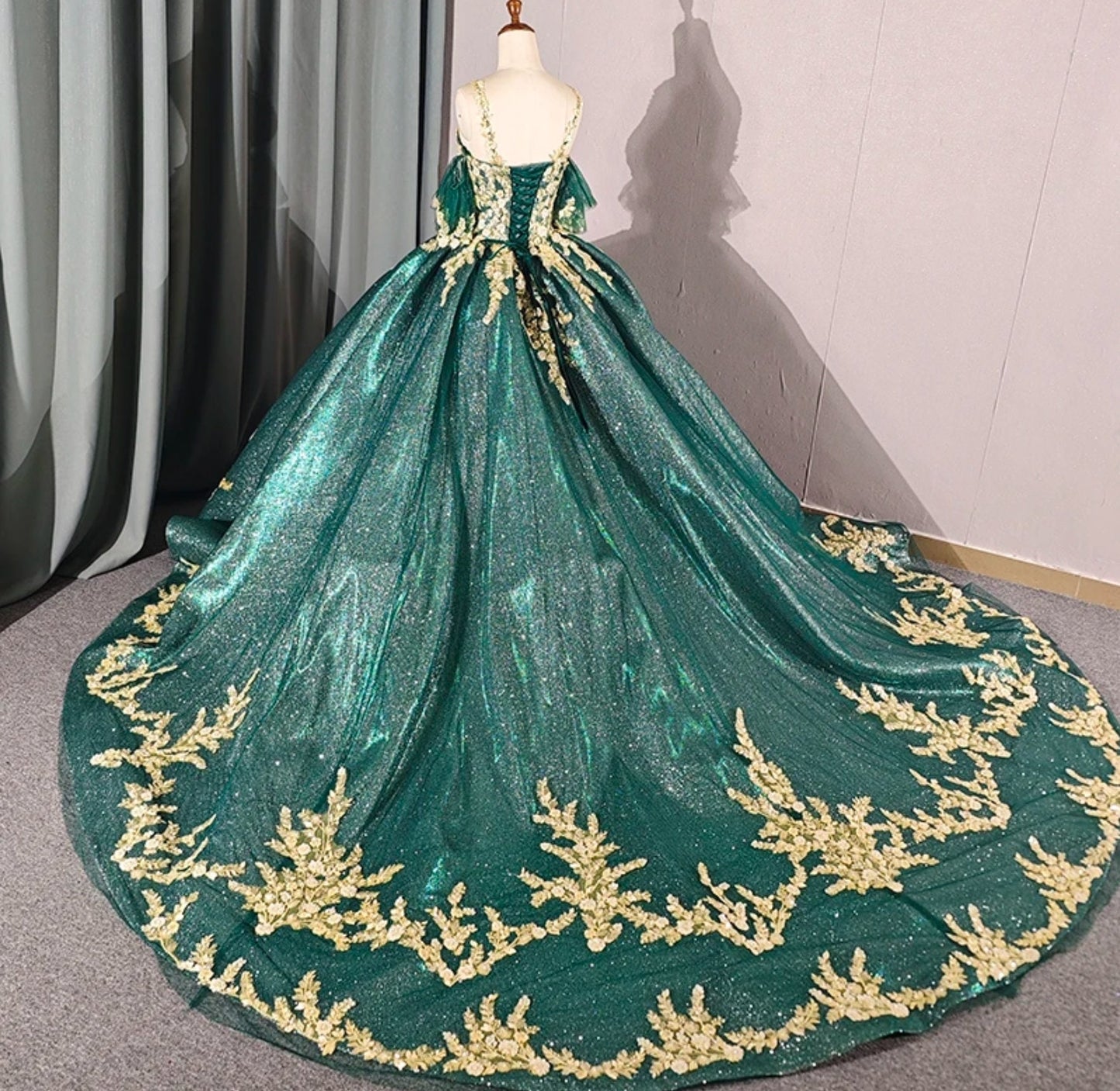 3D Floral Shimmering Gold & Emerald Green Spaghetti Strap Quinceañera Special Occasion Pageant Bat Mitzvah Princess Ball Gown