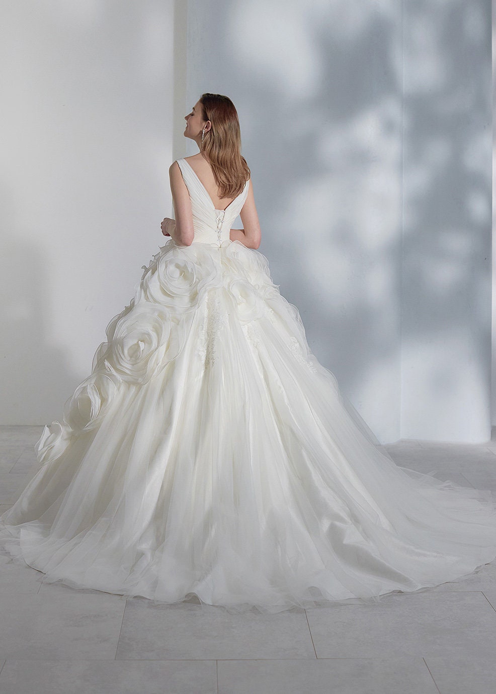 Beautiful Pleated Criss Cross Sleeveless V Neck Structured Oversized Flower And Appliqué Detail Bridal Princess Ball Gown