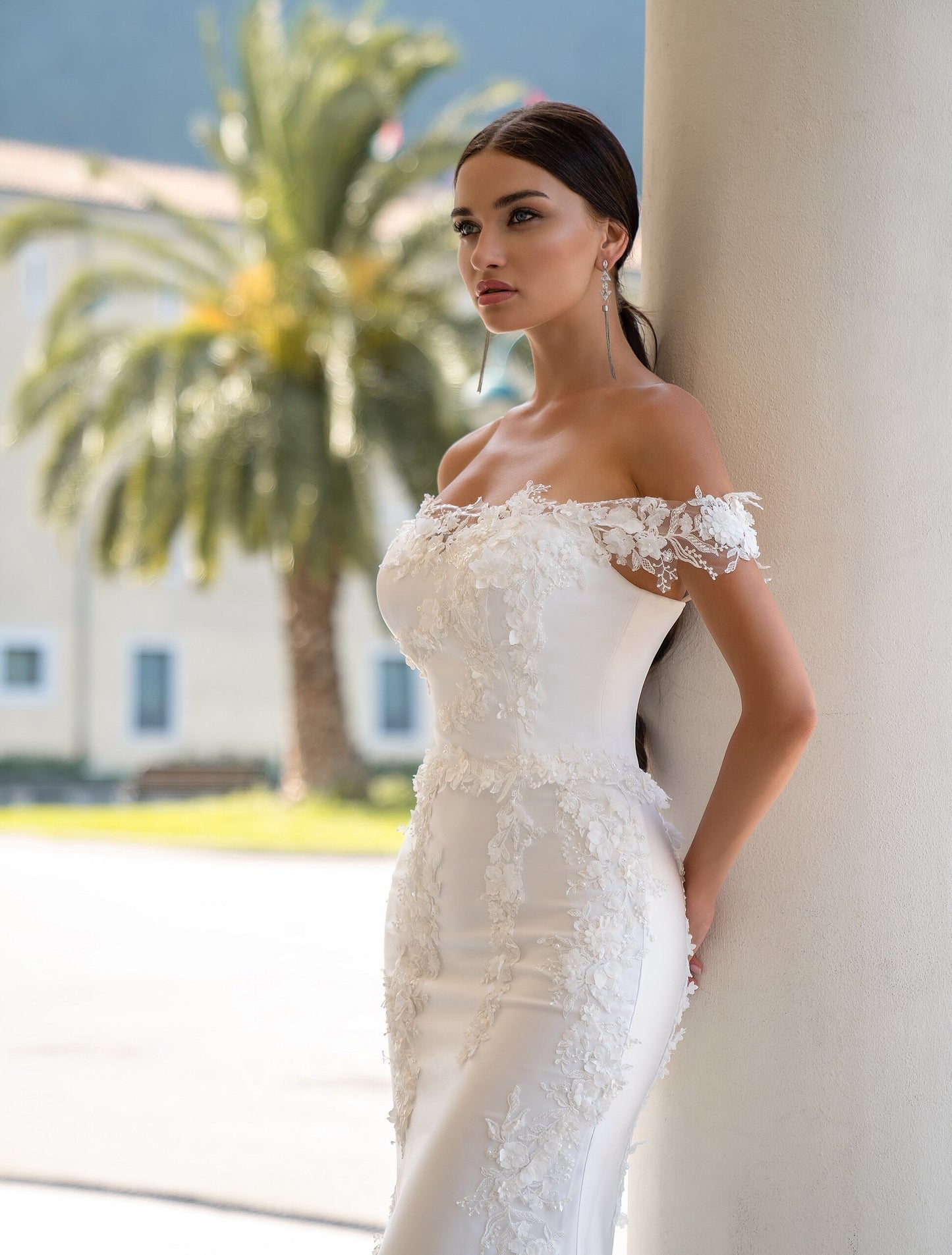 Beautiful Off The Shoulder Sweetheart Floral Lace Beaded And Pleated Trumpet Gown With Detachable Train