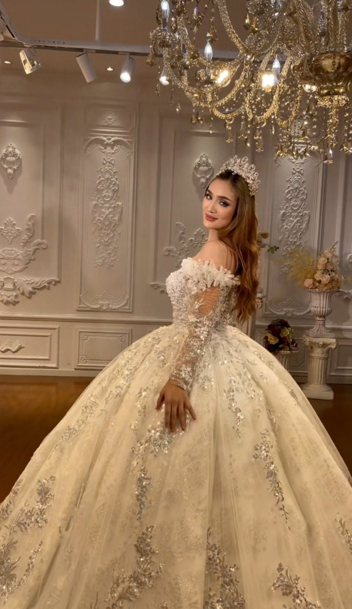 Off The Shoulder Beautiful Beaded Sweetheart Fairytale Princess Bridal Ball Gown