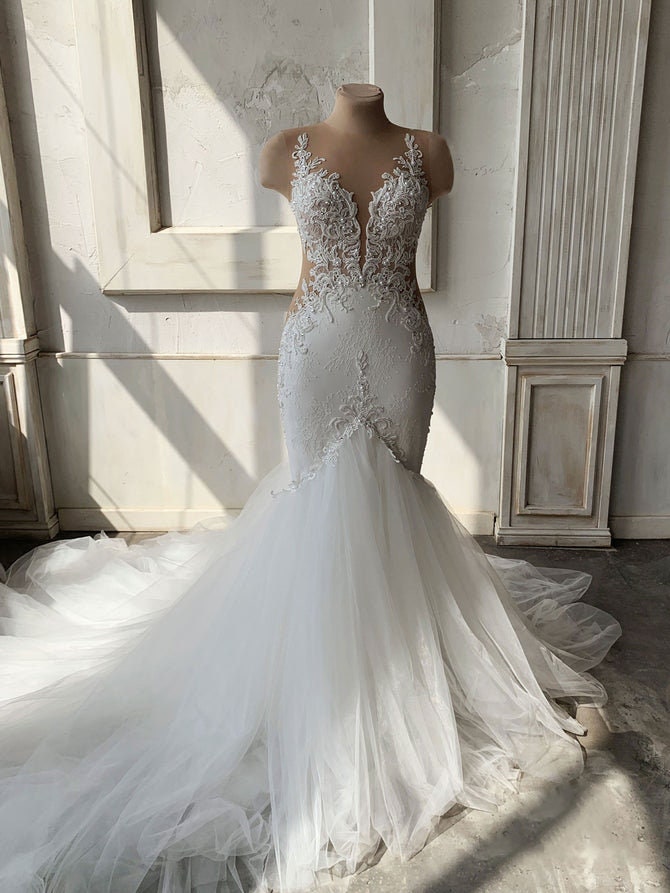 Hand Beaded Sleeveless Sweetheart Illusion Lace Mermaid Gown With Detachable Train