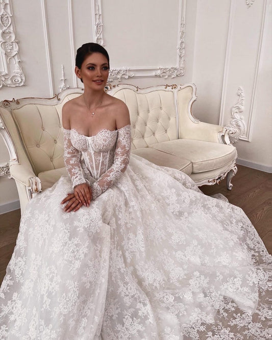 Romantic And Timeless Lace Basque Sweetheart Corset Off The Shoulder A-Line Bridal Gown