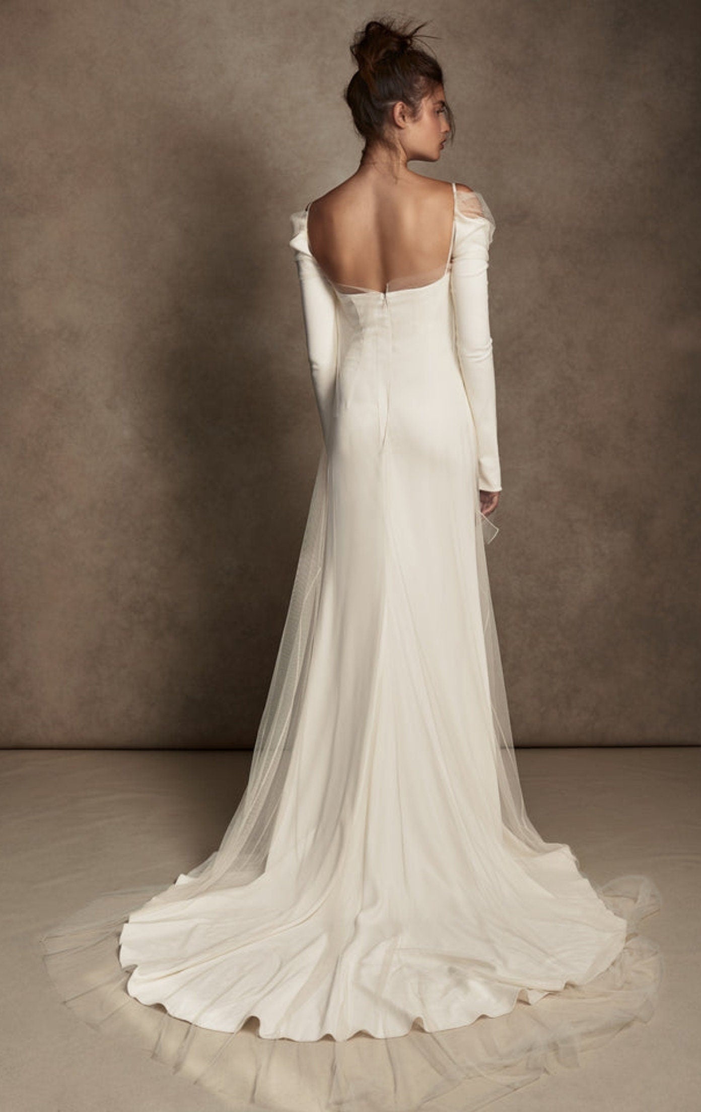 Delicate Spaghetti Strap Off The Shoulder Overlay Gown