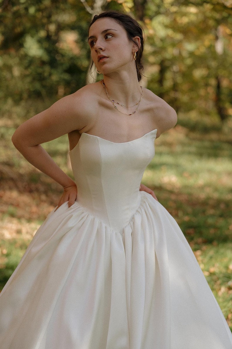 Corset Strapless Pleated Scoop Neck Bridal A- Line Ball Gown