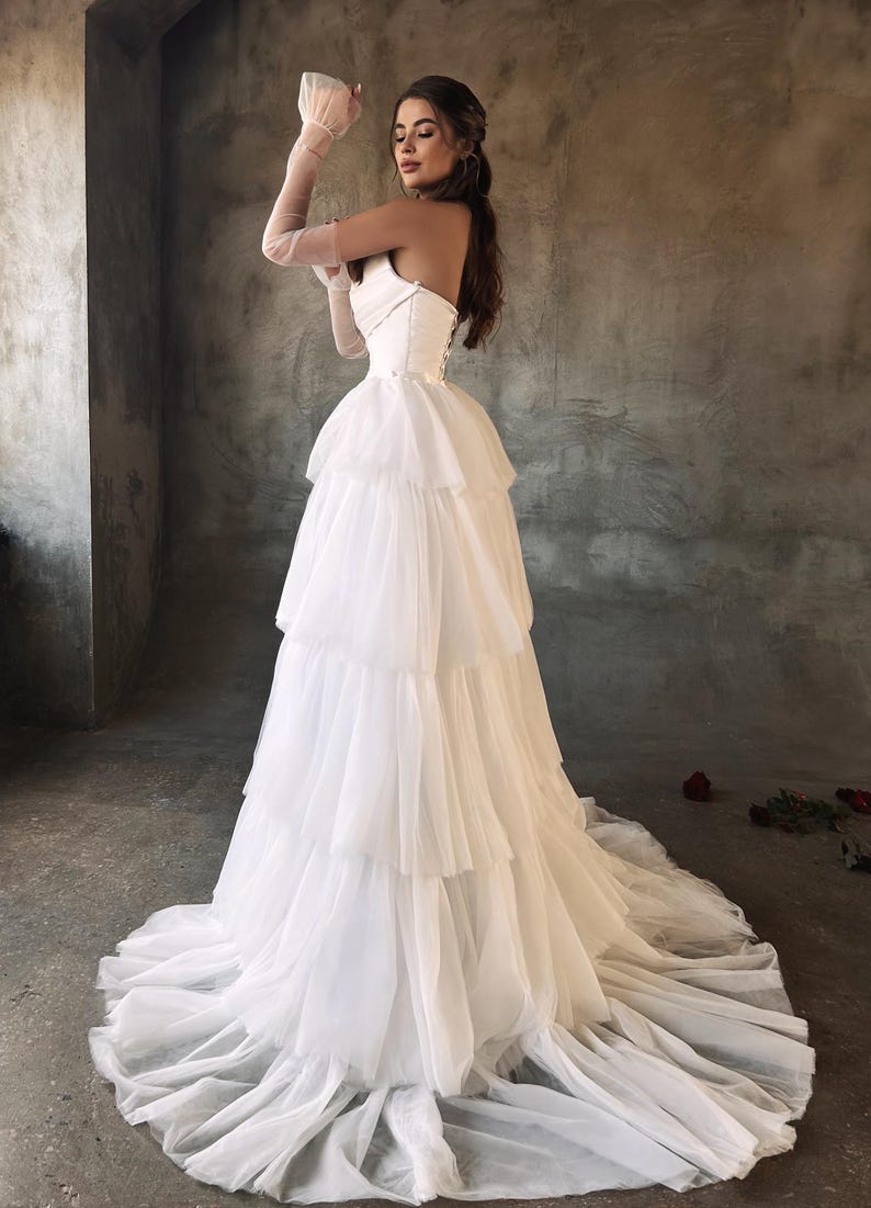 Sweet & Strapless V-Neck Criss Cross Pleated Bodice And Layered Gown With Front Split And Detached Sheer Sleeves