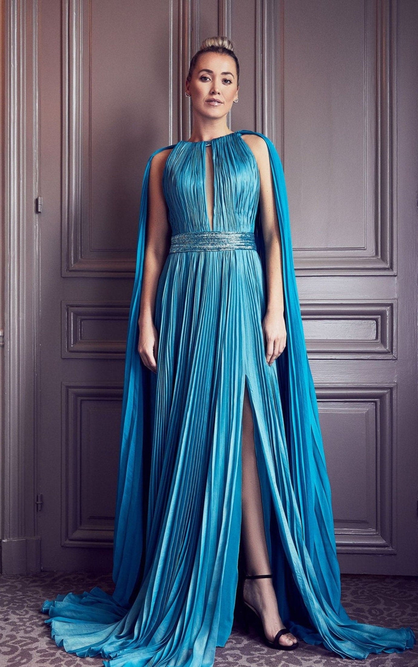 Sleeveless Fully Pleated Keyhole Draped Gown