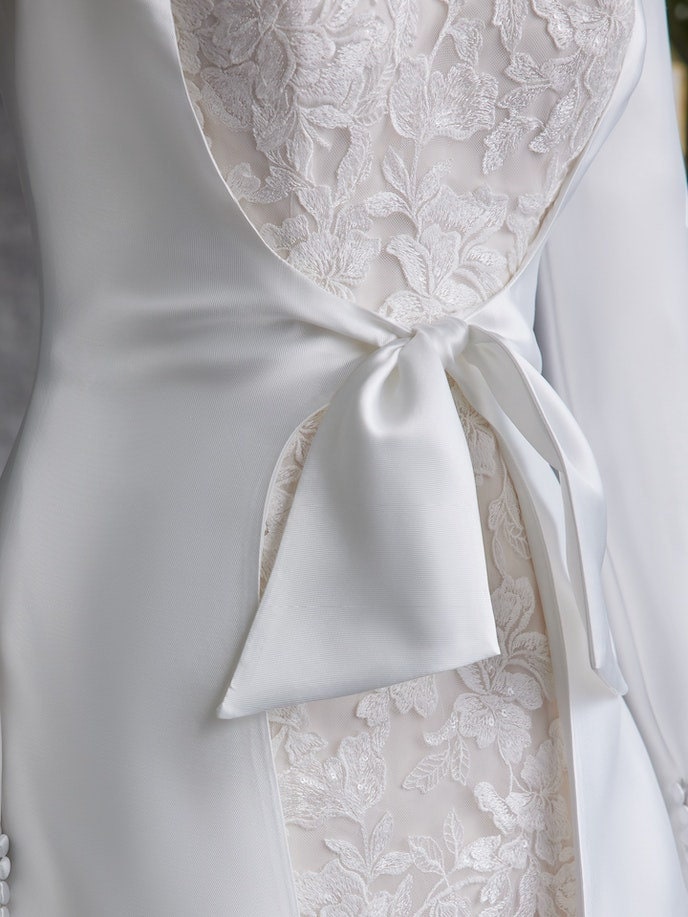 Beautiful Satin Bow Knot Front Tied Bridal Special Occasion Long Sleeve Jacket
