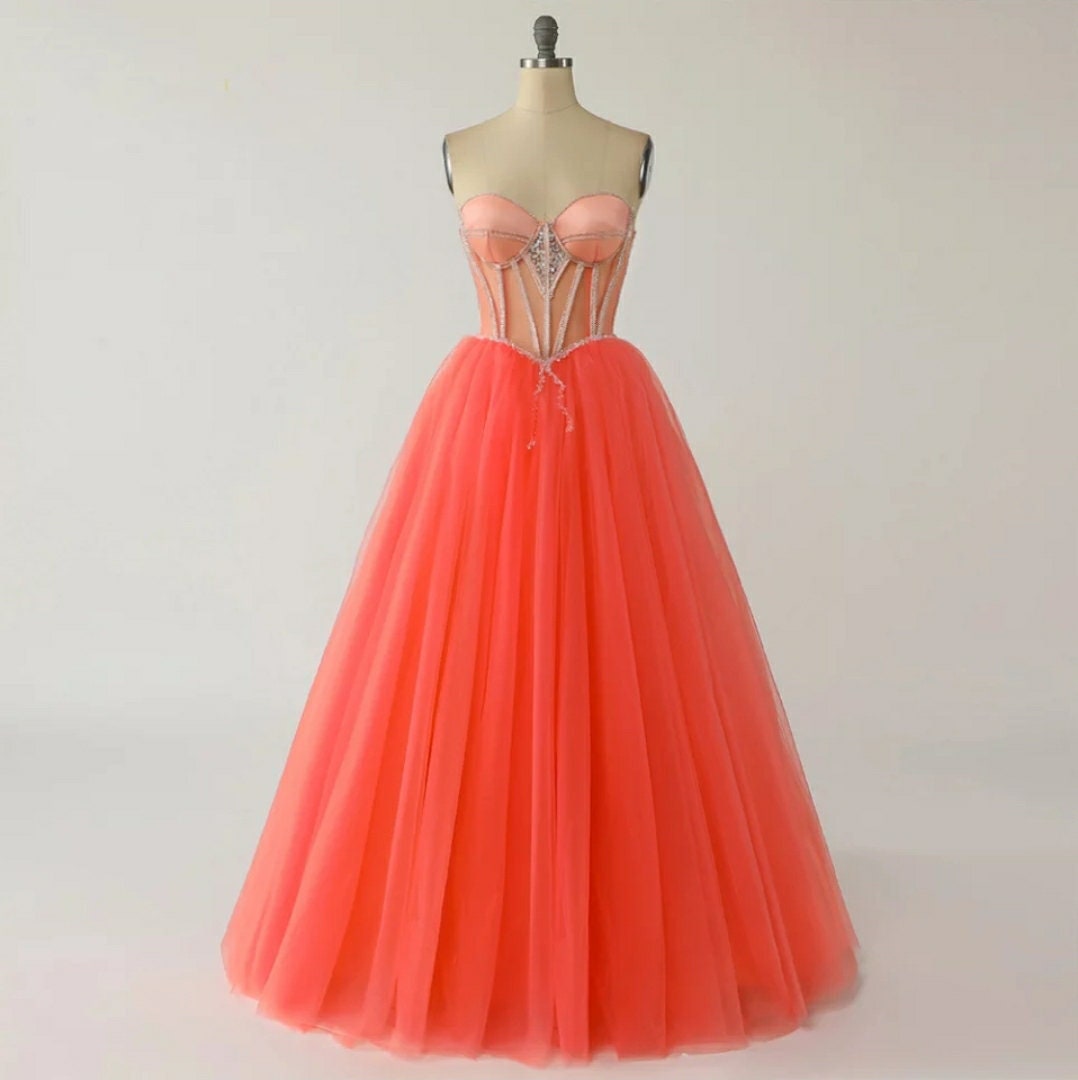 Sleeveless/Strapless Crystal Beaded Sweetheart Tulle Dress
