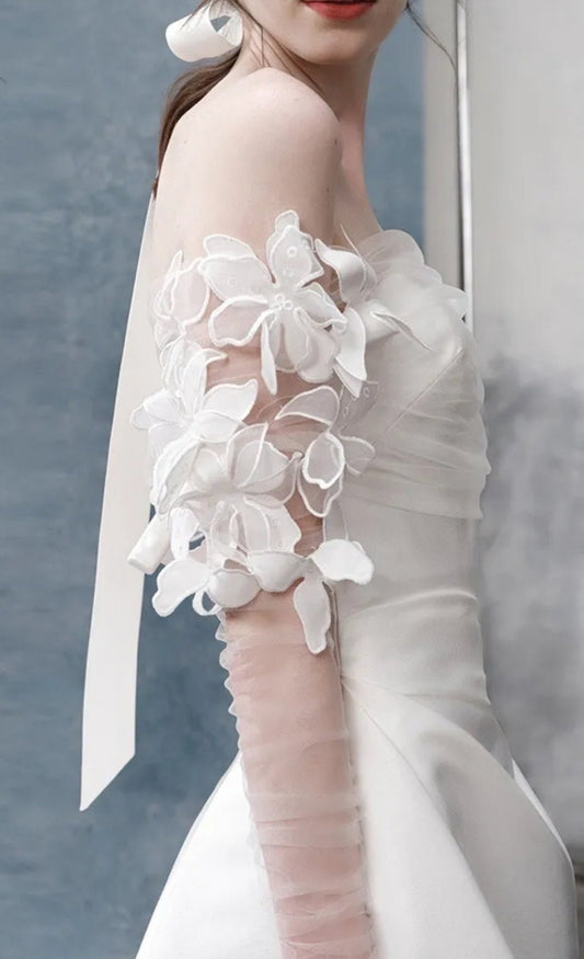 Detached Floral 3D Appliqués Sheer Fitted Bolero Sleeves