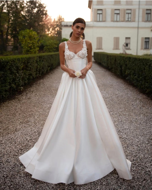 Beautiful Sleeveless Sweetheart 3D Floral Bustier Corset Satin Bridal Gown