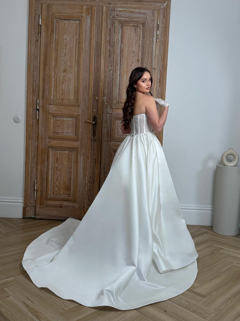 Beaded Floral Lace Corset Strapless Scoop Neck A-Line Bridal Ball Gown