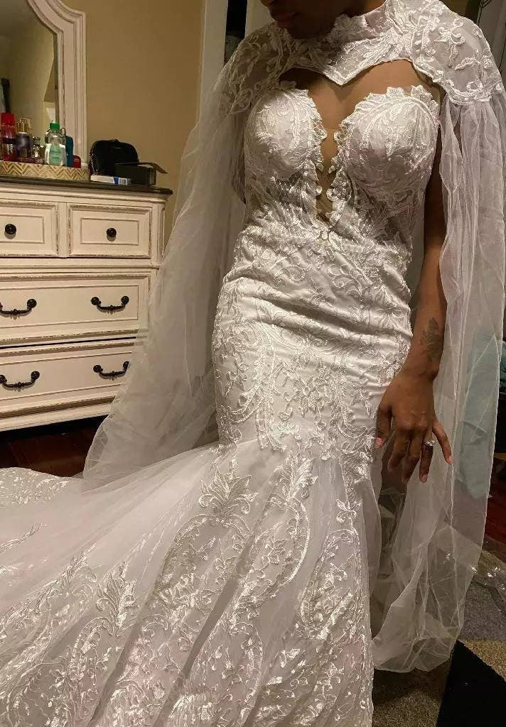 2 Piece Floral Lace Applique Wedding Gown With Detached Floral Neck Train