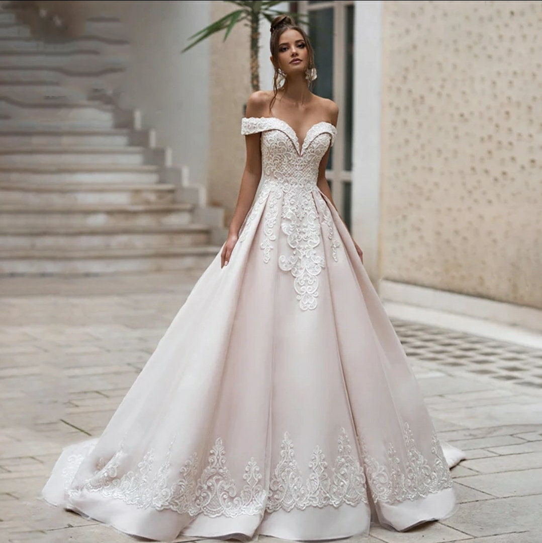 Sweetheart Off The Shoulder Embroidered Scroll Fleur De Lis Lace Wedding Gown